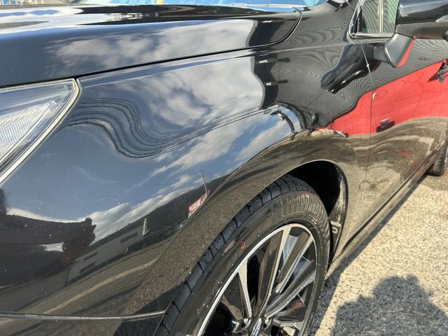 レガシィB4 ベースグレード アイサイト サンルーフ Bluetooth対応純正ナビフルセグTV・バックカメラ 禁煙車 全席シートヒーター 純正18インチアルミ(19枚目)