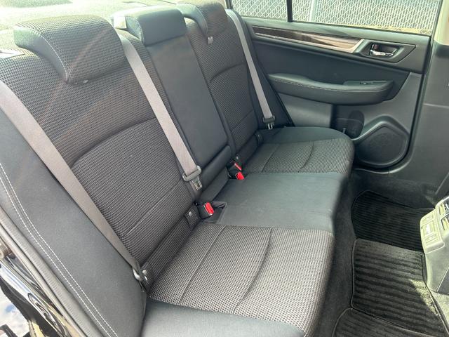 レガシィB4 ベースグレード アイサイト サンルーフ Bluetooth対応純正ナビフルセグTV・バックカメラ 禁煙車 全席シートヒーター 純正18インチアルミ(27枚目)