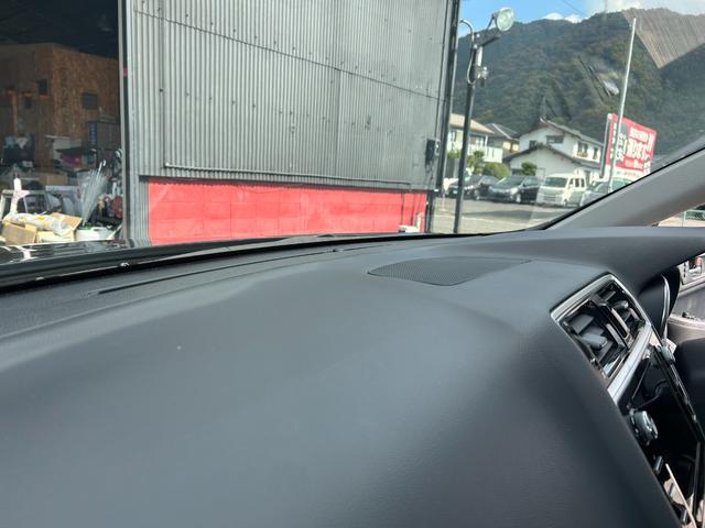 レガシィB4 ベースグレード アイサイト サンルーフ Bluetooth対応純正ナビフルセグTV・バックカメラ 禁煙車 全席シートヒーター 純正18インチアルミ(34枚目)