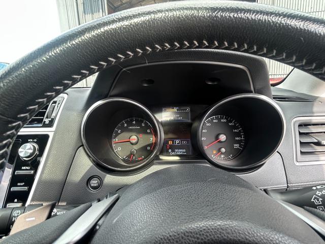 レガシィB4 ベースグレード アイサイト サンルーフ Bluetooth対応純正ナビフルセグTV・バックカメラ 禁煙車 全席シートヒーター 純正18インチアルミ(46枚目)