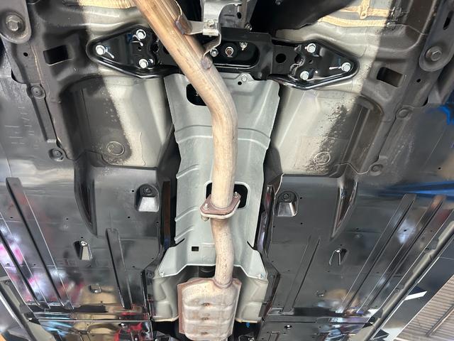 レガシィB4 ベースグレード アイサイト サンルーフ Bluetooth対応純正ナビフルセグTV・バックカメラ 禁煙車 全席シートヒーター 純正18インチアルミ(64枚目)