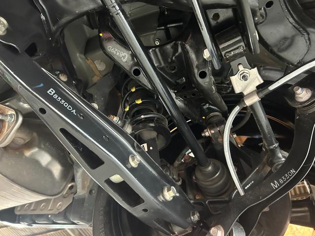 レガシィB4 ベースグレード アイサイト サンルーフ Bluetooth対応純正ナビフルセグTV・バックカメラ 禁煙車 全席シートヒーター 純正18インチアルミ(68枚目)