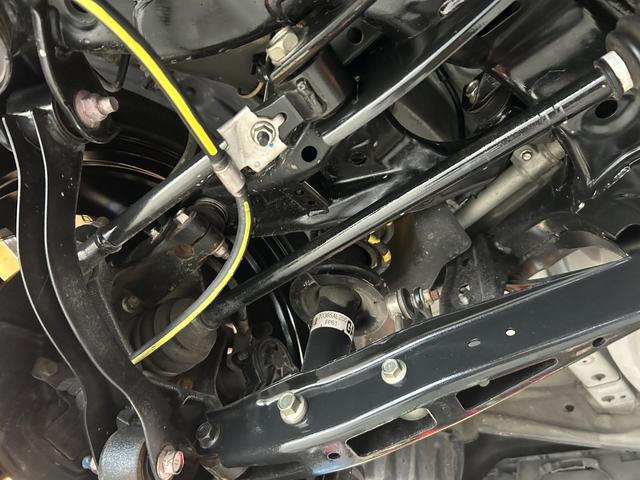 レガシィB4 ベースグレード アイサイト サンルーフ Bluetooth対応純正ナビフルセグTV・バックカメラ 禁煙車 全席シートヒーター 純正18インチアルミ(69枚目)