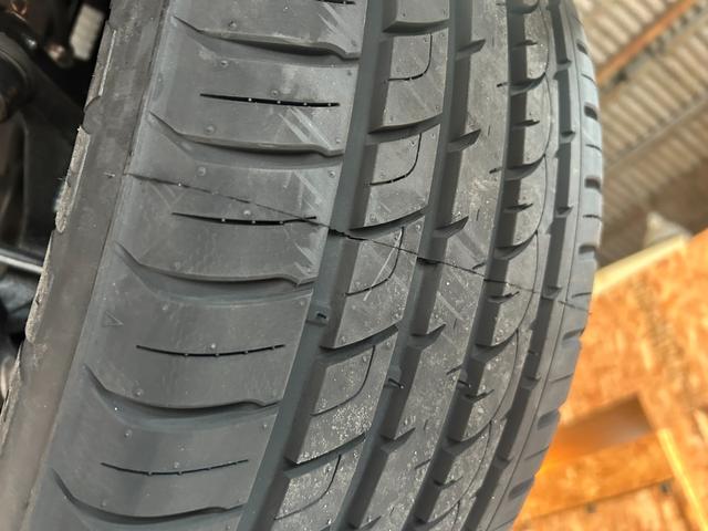 レガシィB4 ベースグレード アイサイト サンルーフ Bluetooth対応純正ナビフルセグTV・バックカメラ 禁煙車 全席シートヒーター 純正18インチアルミ(76枚目)