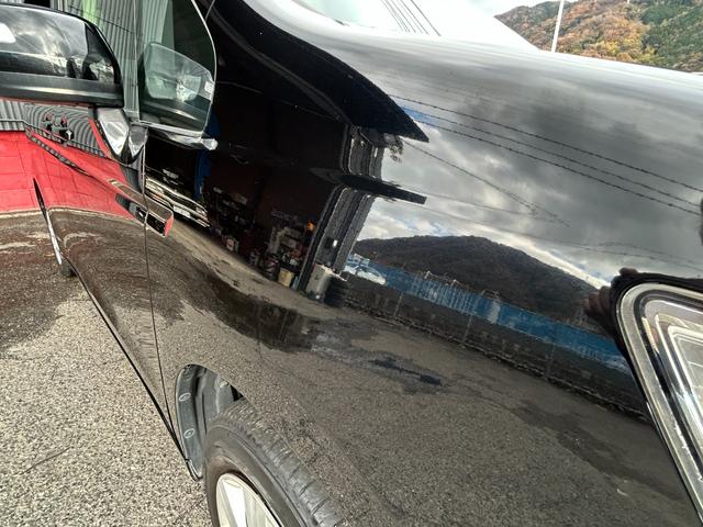 ステップワゴン Ｇ　スマートスタイルエディション　両側パワースライドドア　Ｂｌｕｅｔｏｏｔｈ対応ナビフルセグＴＶ・バックカメラ　ＥＴＣ　フリップダウンモニター（12枚目）