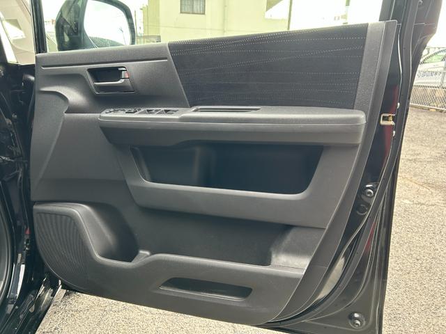 ステップワゴン Ｇ　スマートスタイルエディション　両側パワースライドドア　Ｂｌｕｅｔｏｏｔｈ対応ナビフルセグＴＶ・バックカメラ　ＥＴＣ　フリップダウンモニター（24枚目）