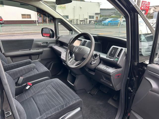 ステップワゴン Ｇ　スマートスタイルエディション　両側パワースライドドア　Ｂｌｕｅｔｏｏｔｈ対応ナビフルセグＴＶ・バックカメラ　ＥＴＣ　フリップダウンモニター（29枚目）