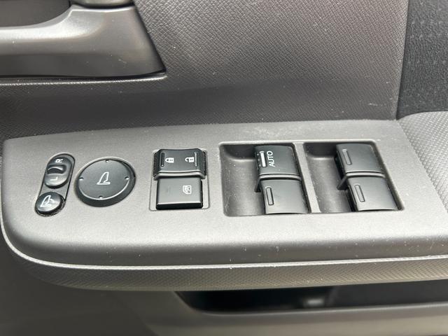 ステップワゴン Ｇ　スマートスタイルエディション　両側パワースライドドア　Ｂｌｕｅｔｏｏｔｈ対応ナビフルセグＴＶ・バックカメラ　ＥＴＣ　フリップダウンモニター（39枚目）