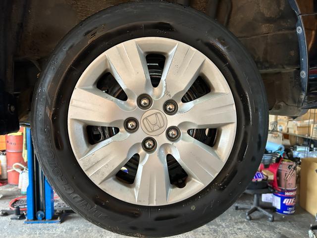 ステップワゴン Ｇ　スマートスタイルエディション　両側パワースライドドア　Ｂｌｕｅｔｏｏｔｈ対応ナビフルセグＴＶ・バックカメラ　ＥＴＣ　フリップダウンモニター（70枚目）