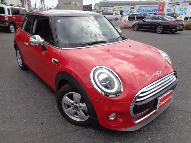 MINI クーパー スマートキー・ペッパーパッケージ・ユニオンジャックテール・純正ナビ・BT・バックカメラ・アイドリングストップ・LEDライト・LEDフォグ・トノカバー・ETC・前後ドラレコ・禁煙(2枚目)