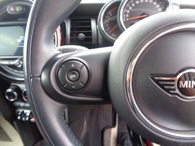 MINI クーパー スマートキー・ペッパーパッケージ・ユニオンジャックテール・純正ナビ・BT・バックカメラ・アイドリングストップ・LEDライト・LEDフォグ・トノカバー・ETC・前後ドラレコ・禁煙(24枚目)