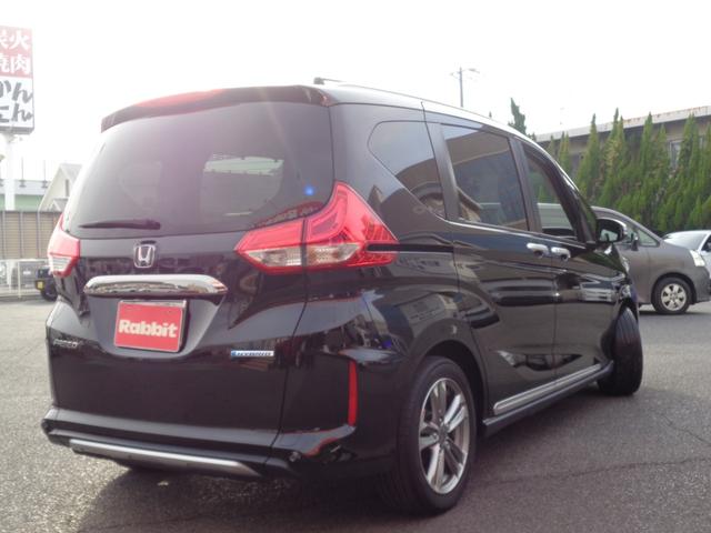 フリード＋ハイブリッド ハイブリッド・クロスターホンダセンシング　スマートキー・ＤＯＰ９インチナビＴＶ・Ｂカメラ・ＢＴ・両側パワスラ・純１６インチＡＷ・アダプティブクルーズ・ＬＥＤライト・無限シフトノブ・ルーフラック・前後ドラレコ・シートヒーター・ワンオーナー（13枚目）