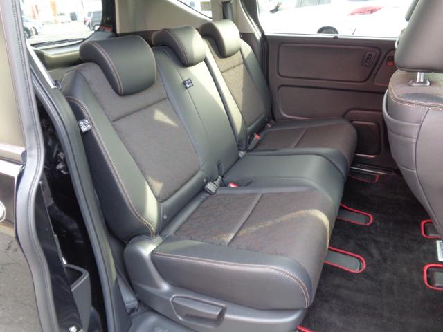 フリード＋ハイブリッド ハイブリッド・クロスターホンダセンシング　スマートキー・ＤＯＰ９インチナビＴＶ・Ｂカメラ・ＢＴ・両側パワスラ・純１６インチＡＷ・アダプティブクルーズ・ＬＥＤライト・無限シフトノブ・ルーフラック・前後ドラレコ・シートヒーター・ワンオーナー（21枚目）