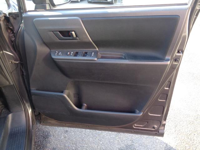 ノア Ｘ　Ｌセレクション　キーレス／純正ナビ／ＴＶ／片側パワースライド／リアクーラー／ＥＴＣ（22枚目）