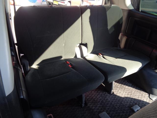 ノア Ｘ　Ｌセレクション　キーレス／純正ナビ／ＴＶ／片側パワースライド／リアクーラー／ＥＴＣ（28枚目）