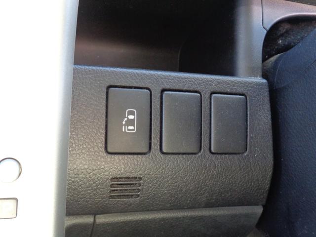 ノア Ｘ　Ｌセレクション　キーレス／純正ナビ／ＴＶ／片側パワースライド／リアクーラー／ＥＴＣ（36枚目）