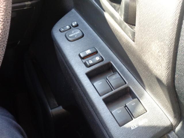 ノア Ｘ　Ｌセレクション　キーレス／純正ナビ／ＴＶ／片側パワースライド／リアクーラー／ＥＴＣ（37枚目）