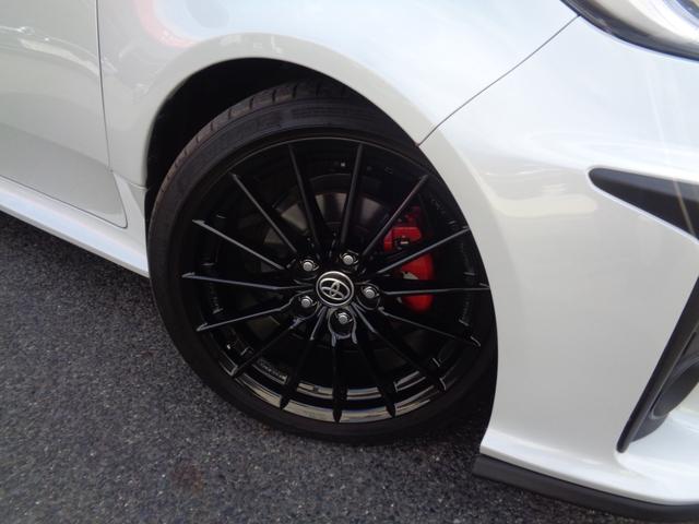 ＧＲヤリス ＲＳ　スマートキー・純正ＤＡ・フルセグ・Ｂカメラ・ＢＴ・アダプティブクルーズ・ＨＵＤ・ＢＳＭ・ＨＫＳマフラー・タナベダウンサス・ルーフスポイラー・シートヒーター・前後ドラレコ・ＥＴＣ・禁煙（6枚目）