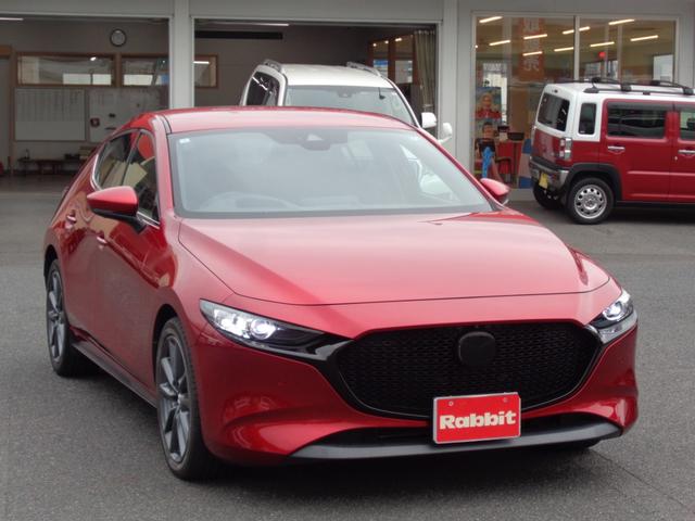 ＭＡＺＤＡ３ファストバック １５Ｓツーリング　８．８インチナビ／フルセグ／ＤＶＤ再生／Ｂｌｕｅｔｏｏｔｈ／パノラミックビューカメラ／ＥＴＣ／ＢＳＭ／ＨＵＤ／オートライト／オートハイビーム（6枚目）