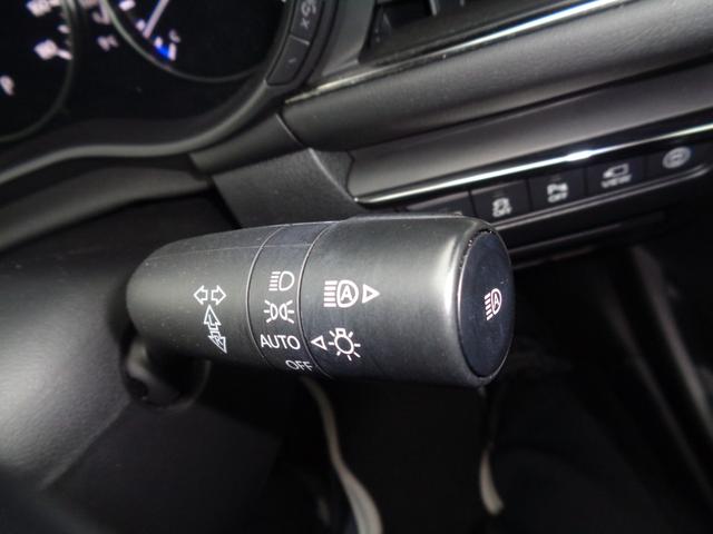 ＭＡＺＤＡ３ファストバック １５Ｓツーリング　８．８インチナビ／フルセグ／ＤＶＤ再生／Ｂｌｕｅｔｏｏｔｈ／パノラミックビューカメラ／ＥＴＣ／ＢＳＭ／ＨＵＤ／オートライト／オートハイビーム（29枚目）