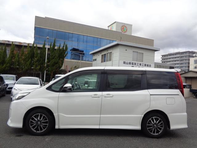 ノア Ｓｉ　９ｉｎナビ／フルセグ／１１型フリップダウンモニター／７人乗り／Ｂｌｕｅｔｏｏｔｈ／バックカメラ／ＤＶＤ再生／両側パワースライドドア／ドラレコ（11枚目）