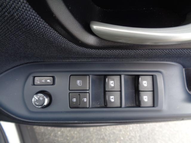 ノア Ｓｉ　９ｉｎナビ／フルセグ／１１型フリップダウンモニター／７人乗り／Ｂｌｕｅｔｏｏｔｈ／バックカメラ／ＤＶＤ再生／両側パワースライドドア／ドラレコ（35枚目）