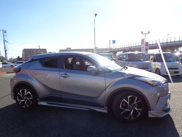 Ｃ－ＨＲ Ｇ　／スマートキー／モデリスタエアロ／純正ナビ／フルセグ／バックカメラ／Ｂｌｕｅｔｏｏｔｈ／アダプティブクルーズ／衝突軽減／レーンアシスト／社外マフラー／ユーザー買取／禁煙車／ワンオーナー（6枚目）