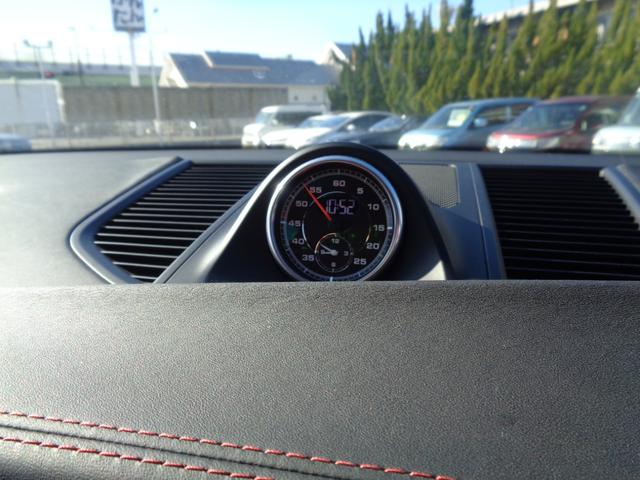 マカン マカン　ターボ　エントリー＆ドライブ・スポーツクロノ・アルカンターラルーフ・ＰＡＳＭ・純ＨＤＤナビＴＶ・Ｓ，Ｂカメラ・ＢＴ・赤革・Ｐシート・シートヒーター・ＢＯＳＥ・Ｐバックドア・前後ドラレコ・ＥＴＣ（33枚目）