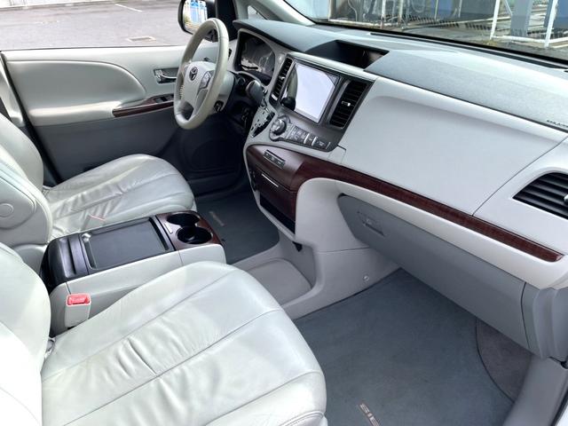 シエナ XLE 新車並行輸入車/実走行/BC Forged 鍛造ホイール/BC RACING 車高調/デジタルインナーミラー/ディスプレイオーディオ/FRエアロ/サンルーフ/レザーシート/電動格納ミラー/キーレス(17枚目)