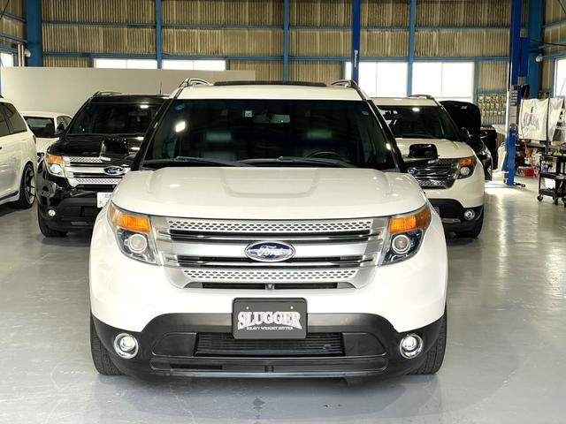 エクスプローラー ＸＬＴ　エコブースト　エクスクルーシブ　ディーラー車／パノラマサンルーフ／ＡＬＰＩＮＥ後席モニター／レザーシート／純正オプションＳＤナビ，ＴＶ／ブラインドスポット／クルーズコントロール／ＦＳＲカメラ／シートヒーター／コーナーセンサー／ＥＴＣ（20枚目）