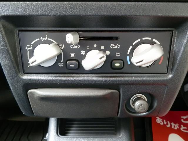 パジェロミニ アクティブフィールドエディション　４ＷＤ　ターボ　ナビＴＶ　禁煙車　キーレス　電動格納ミラー　リアスポイラー　フォグランプ　純正アルミホイール（16枚目）