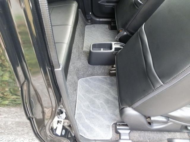 パジェロミニ アクティブフィールドエディション　４ＷＤ　ターボ　ナビＴＶ　禁煙車　キーレス　電動格納ミラー　リアスポイラー　フォグランプ　純正アルミホイール（32枚目）