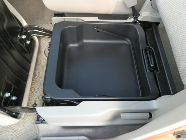 スペーシア X レーダーブレーキサポート 走行7万km ナビTV Bluetooth ETC 衝突軽減システム 禁煙車 左パワースライドドア オートライト ツートンカラー/ホワイトルーフ(31枚目)