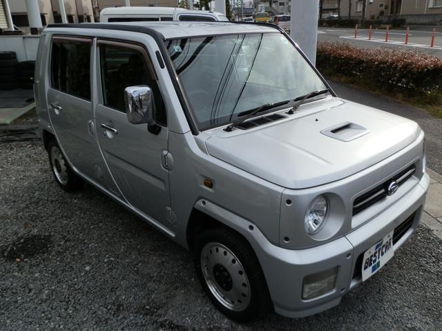 ネイキッド ターボＧ　５速マニュアル　ナビ　Ｂｌｕｅｔｏｏｔｈ　ドライブレコーダー　タイミングベルト交換済み　キーレス　電動格納ミラー　純正アルミホイール（8枚目）