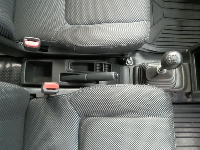 ネイキッド ターボＧ　５速マニュアル　ナビ　Ｂｌｕｅｔｏｏｔｈ　ドライブレコーダー　タイミングベルト交換済み　キーレス　電動格納ミラー　純正アルミホイール（17枚目）