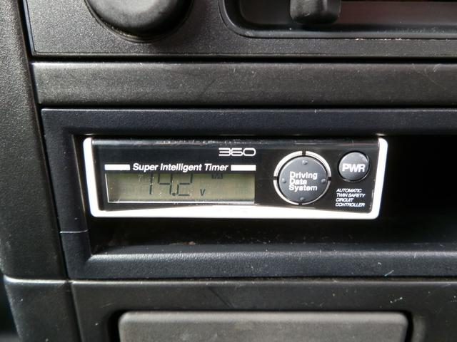 ネイキッド ターボＧ　５速マニュアル　ナビ　Ｂｌｕｅｔｏｏｔｈ　ドライブレコーダー　タイミングベルト交換済み　キーレス　電動格納ミラー　純正アルミホイール（20枚目）