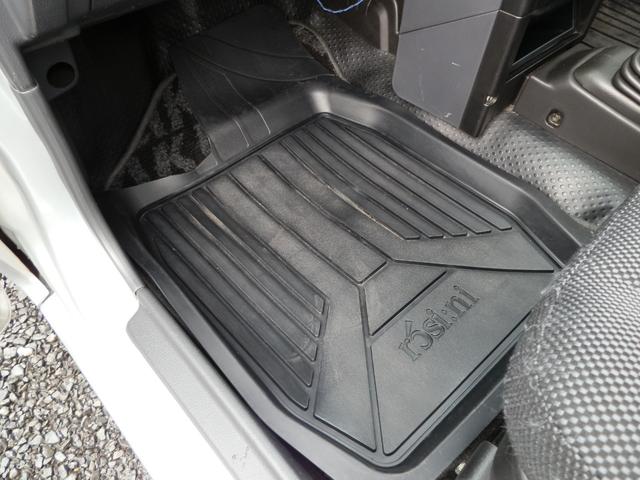 ネイキッド ターボＧ　５速マニュアル　ナビ　Ｂｌｕｅｔｏｏｔｈ　ドライブレコーダー　タイミングベルト交換済み　キーレス　電動格納ミラー　純正アルミホイール（25枚目）