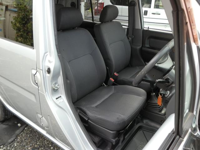 ネイキッド ターボＧ　５速マニュアル　ナビ　Ｂｌｕｅｔｏｏｔｈ　ドライブレコーダー　タイミングベルト交換済み　キーレス　電動格納ミラー　純正アルミホイール（26枚目）