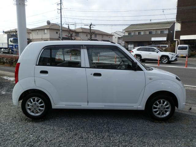 アルト ＶＰ　走行４．６万ｋｍ　５速マニュアル　ＥＴＣ　ドライブレコーダー　禁煙車　キーレス　４ナンバー　アルミホイール（6枚目）