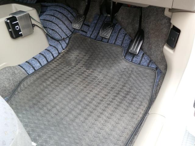 アルト ＶＰ　走行４．６万ｋｍ　５速マニュアル　ＥＴＣ　ドライブレコーダー　禁煙車　キーレス　４ナンバー　アルミホイール（21枚目）