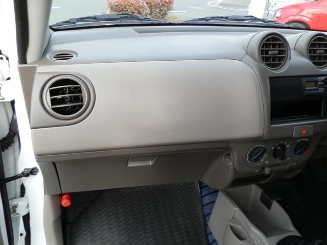 アルト ＶＰ　走行４．６万ｋｍ　５速マニュアル　ＥＴＣ　ドライブレコーダー　禁煙車　キーレス　４ナンバー　アルミホイール（24枚目）