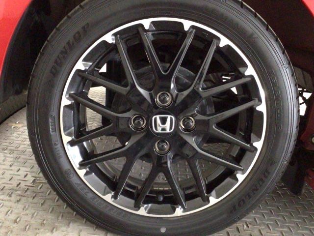 N-BOXカスタム Lターボ LED・フルセグ・メモリナビ・バックカメラ・純正AW・シートヒーター・ETC 地デジチューナー 衝突軽減ブレーキサポート LEDヘッドライ ターボエンジン PS カーテンエアバック エアバック USB(12枚目)