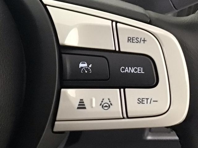 フィット ｅ：ＨＥＶホーム　レンタＵＰ・ＬＥＤ・フルセグ・メモリナビ・バックカメラ・ホンダＣＯＮＮＥＣＴ　前後誤発進抑制機能　クリソナ　助手席エアバッグ　運転席エアバッグ　ＬＥＤライト　ＵＳＢ接続　ＡＢＳ　サイドエアバッグ（5枚目）