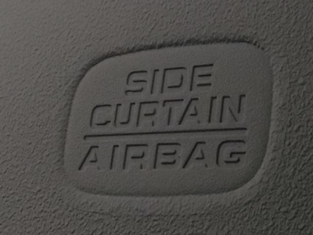 フィット ｅ：ＨＥＶホーム　レンタＵＰ・ＬＥＤ・フルセグ・メモリナビ・バックカメラ・ホンダＣＯＮＮＥＣＴ　前後誤発進抑制機能　クリソナ　助手席エアバッグ　運転席エアバッグ　ＬＥＤライト　ＵＳＢ接続　ＡＢＳ　サイドエアバッグ（38枚目）