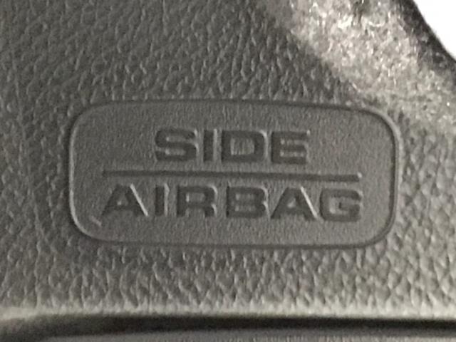 フィット ｅ：ＨＥＶホーム　レンタＵＰ・ＬＥＤ・フルセグ・メモリナビ・バックカメラ・ホンダＣＯＮＮＥＣＴ　前後誤発進抑制機能　クリソナ　助手席エアバッグ　運転席エアバッグ　ＬＥＤライト　ＵＳＢ接続　ＡＢＳ　サイドエアバッグ（39枚目）