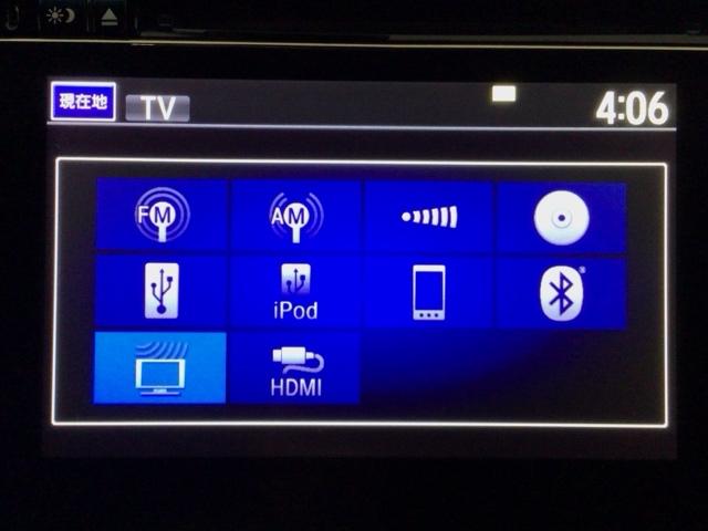 フィットハイブリッド Ｓパッケージ　ＬＥＤ・フルセグ・メモリナビ・ＤＶＤ・バックカメラ・純正ＡＷ・ＥＴＣ　サイドエアバック　リアカメラ　ＵＳＢ　ＶＳＡ　クルコン　地デジＴＶ　イモビライザー　パワーウィンドウ　スマキー　ＤＶＤ再生　ＡＡＣ（30枚目）