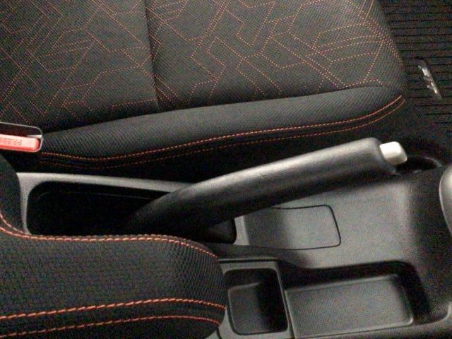 フィットハイブリッド Ｓパッケージ　ＬＥＤ・フルセグ・メモリナビ・ＤＶＤ・バックカメラ・純正ＡＷ・ＥＴＣ　サイドエアバック　リアカメラ　ＵＳＢ　ＶＳＡ　クルコン　地デジＴＶ　イモビライザー　パワーウィンドウ　スマキー　ＤＶＤ再生　ＡＡＣ（34枚目）