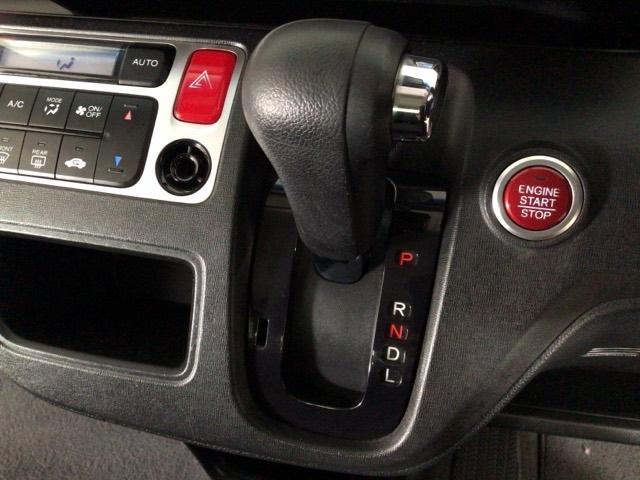 N-ONE G・Aパッケージ HID・ワンセグ・メモリナビ・DVD・バックカメラ・ECONスイッチ・ETC ベンチシート ESC Aストップ エアコン 運転席エアバッグ キーレス ABS ナビTV Sキー パワーステアリング(11枚目)