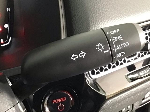 シビック e:HEVEX デモカーUP・LED・フルセグ・メモリナビ・純正AW・ホンダCONNECT 衝突被害軽減ブレーキ Bカメラ シートヒーター ETC LEDヘッドライト サイドカーテンエアバック サンルーフ ESC(17枚目)