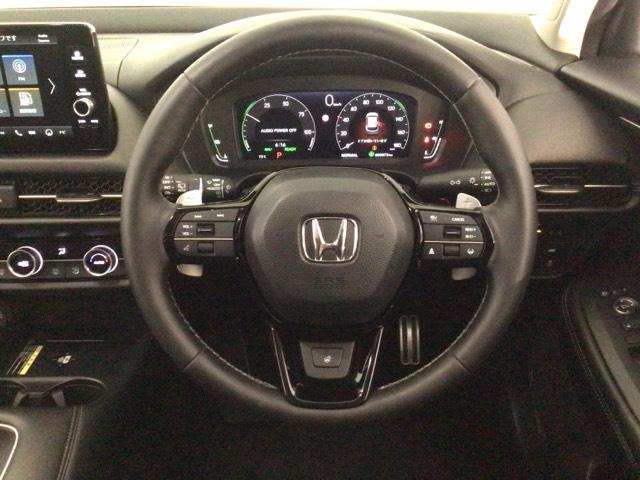 ZR-V e:HEVZ LED・フルセグ・メモリナビ・バックカメラ・社外AW・ホンダCONNECT Pセンサー レザー Bカメラ サイドエアバック パワ-シ-ト ナビTV LEDヘッドライト USB接続 地デジ Sヒーター(9枚目)